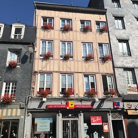 R Postel Apartment