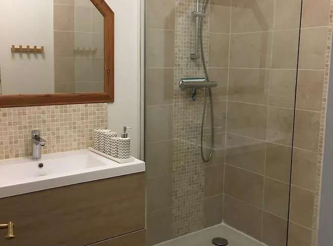 R Postel Lägenhet *